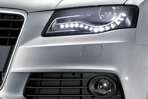 2008-audi-a4-led-headlights1.jpg